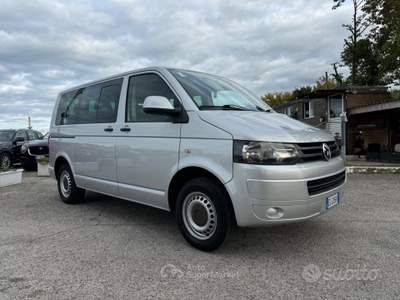 Volkswagen Transporter Caravelle 2.0 TDI 140CV PC Comfortline Grigio usata RIMINI