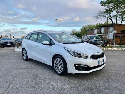 Kia Cee'd cee d 1.6 CRDi 110 CV SW Active Bianco usata RIMINI