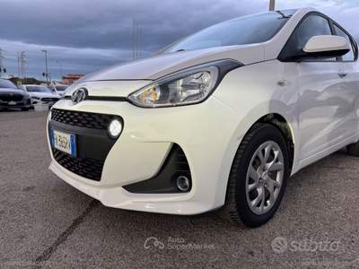 Hyundai i10 i10 1.0 LPGI Econext Login Bianco usata RIMINI