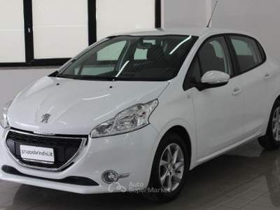 Peugeot 208 1.2 VTi 82 CV 5p. Active Bianco usata Potenza