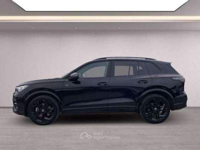 Volkswagen Tiguan 2.0 tdi R-Line dsg(150cv)MATRIX / 20P Nero usata Riccione