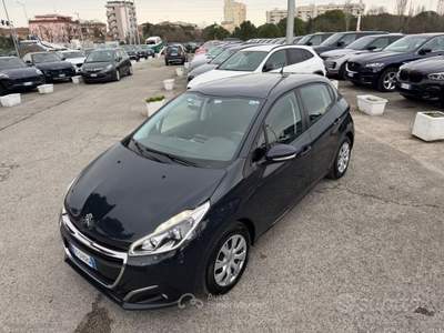 Peugeot 208 208 PureTech 82 5p. GPL Allure Grigio usata RIMINI