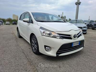 Toyota Verso Verso 1.6 D-4D Style 7 posti Bianco usata RIMINI