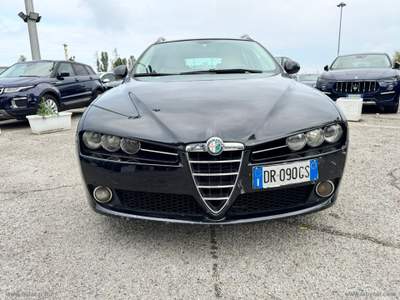Alfa Romeo 159 159 1.9 JTDm 16V SW TI Nero usata RIMINI