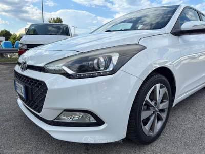 Hyundai i20 i20 1.2 84 CV 5p. Econext Comfort Bianco usata RIMINI