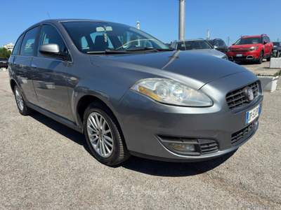 Fiat Croma Croma 1.9 MJT Active Grigio usata RIMINI