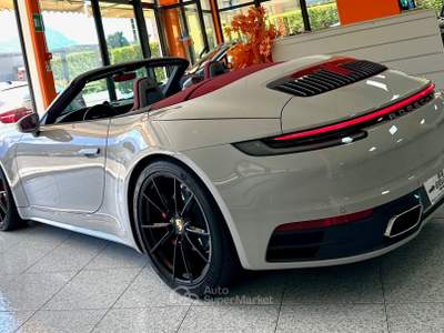 Porsche 911 992 Cabrio Cabrio 3.0 Carrera 4 auto Grigio usata Cividate Camuno