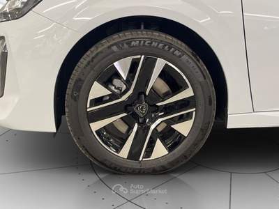 Peugeot 208 1.2 hybrid 136cv allure e-dcs6 Bianco usata Verona