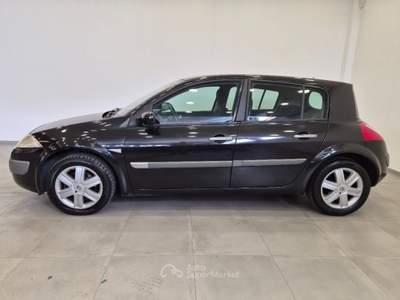 Renault Mégane Mégane 1.6 16V 5p. - NEOP. - Lim. - Clima Nero usata Liscate