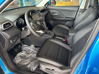 MG ZS 1.5 Comfort, VARI COLORI E ALLESTIMENTI! Blu/Azzurro usata Codroipo