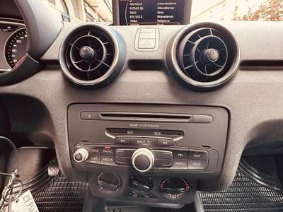 Audi A1 SPB 1.6 TDI 90 CV Adatta a Neopatentati Bianco usata Andria