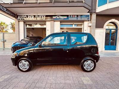 Fiat 600 Active 94 mila KM SERVOST/CLIMA/VETRI ELETT Nero usata Andria