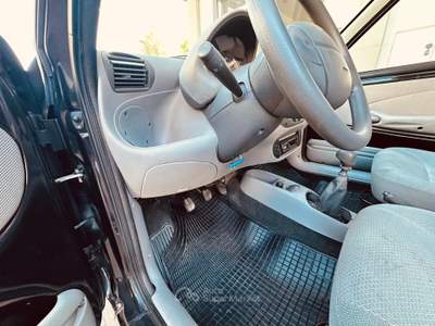 Fiat 600 Active 94 mila KM SERVOST/CLIMA/VETRI ELETT Nero usata Andria