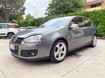 Volkswagen Golf Golf 5 GTI 2.0 Turbo 200cv DSG 3 porte Grigio usata Seregno