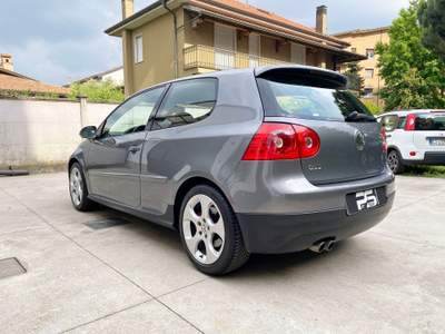 Volkswagen Golf Golf 5 GTI 2.0 Turbo 200cv DSG 3 porte Grigio usata Seregno