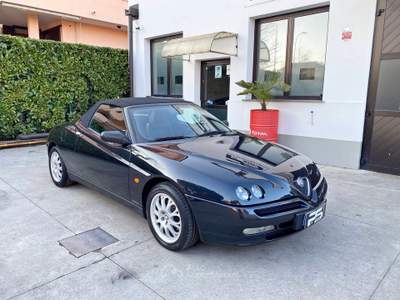 Alfa Romeo Spider Spider 916 2.0 ts 16v 150cv Lusso - Storica Nero usata Seregno