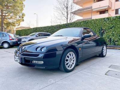Alfa Romeo Spider Spider 916 2.0 ts 16v 150cv Lusso - Storica Nero usata Seregno