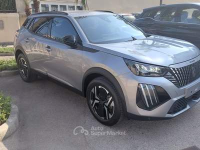Peugeot 2008 Peugeot 2008 PureTech 101 CV Allure Argento usata Casoria