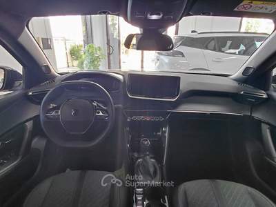 Peugeot 2008 Peugeot 2008 PureTech 101 CV Allure Argento usata Casoria
