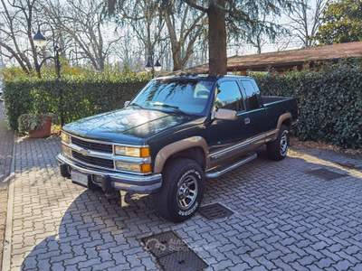 Chevrolet Silverado 2500 CK Heavy Duty Verde usata Cairate