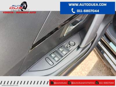 Peugeot 208 208 Hybrid 110 e-DCS6 GT NO VINCOLI FINANZIARI Nero usata Nichelino