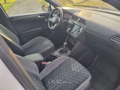 Volkswagen Tiguan Tiguan 2.0 tdi R-Line 150cv dsg Bianco usata TREVIGLIO