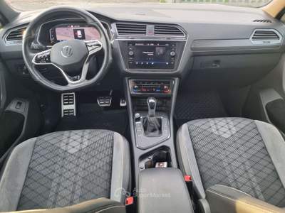 Volkswagen Tiguan Tiguan 2.0 tdi R-Line 150cv dsg Bianco usata TREVIGLIO