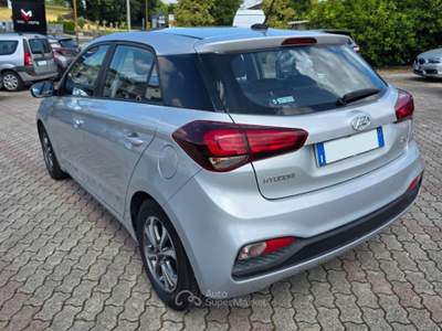 Hyundai i20 1.2 mpi Connectline econext Gpl 73cv 5p usata CALVI RISORTA