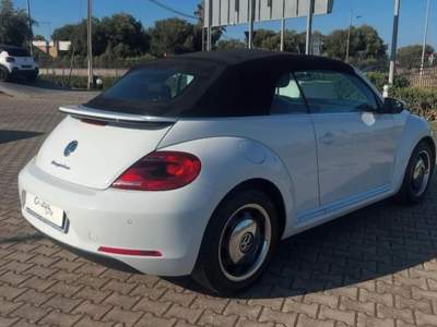 Volkswagen Maggiolino  Cabrio 1.2 tsi bm Design Bianco usata Fasano