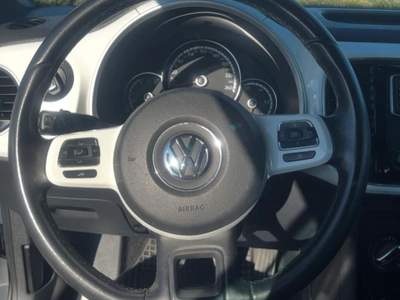 Volkswagen Maggiolino  Cabrio 1.2 tsi bm Design Bianco usata Fasano
