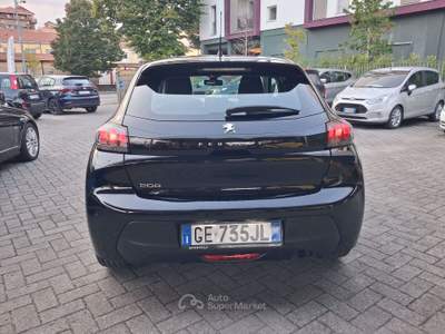 Peugeot 208 208 1.2 puretech allure Nero usata Pavia