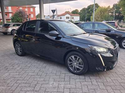 Peugeot 208 208 1.2 puretech allure Nero usata Pavia