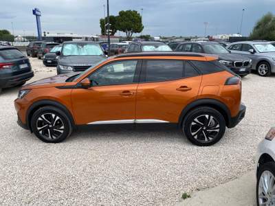 Peugeot 2008 S&S Allure Pack IVA ESPOSTA UNICO PROPRIETARIO NEOPATENTATI Arancione usata Corato