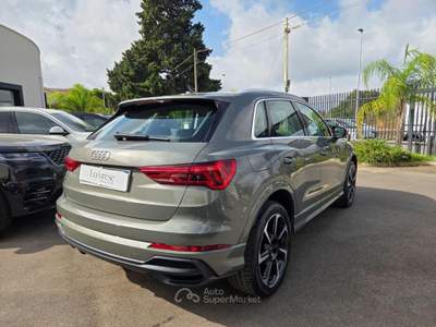 Audi Q3 35 TDI  S line edition Grigio usata Taranto