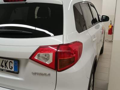 Suzuki Vitara (2015) 1.6 VVT V-Top Bianco usata Torino