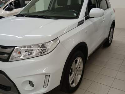 Suzuki Vitara (2015) 1.6 VVT V-Top Bianco usata Torino