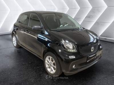 Smart ForFour forfour 70 1.0 Youngster Nero usata Napoli