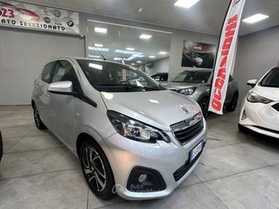 Peugeot 108 S&S 5 porte Allure OK Neopatentati Grigio usata Prato