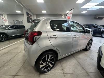 Peugeot 108 S&S 5 porte Allure OK Neopatentati Grigio usata Prato