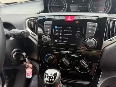 Lancia Ypsilon lancia ypsilon  Blu/Azzurro usata Noale