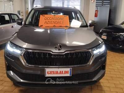 Skoda Karoq 2.0 TDI SCR 4x4 DSG Style Grigio usata Vigevano