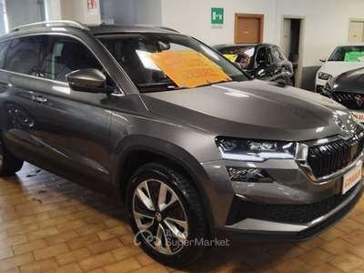 Skoda Karoq 2.0 TDI SCR 4x4 DSG Style Grigio usata Vigevano