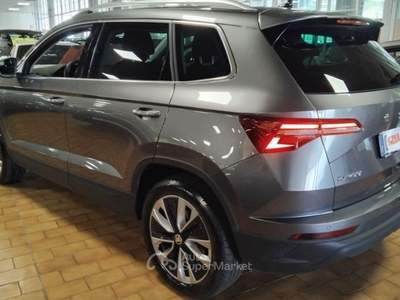 Skoda Karoq 2.0 TDI SCR 4x4 DSG Style Grigio usata Vigevano