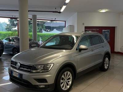 Volkswagen Tiguan Tiguan 2.0 TDI SCR DSG 4MOTION Business BMT Grigio usata Concesio