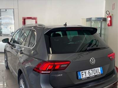 Volkswagen Tiguan Tiguan 2.0 TDI SCR Sport BlueMotion Technology Grigio usata Concesio