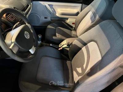 Volkswagen New Beetle 1.6 Cabrio Nero usata Padova