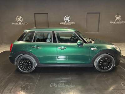 MINI Cooper 1.5 Business XL 5 porte Verde usata Bastia Umbra