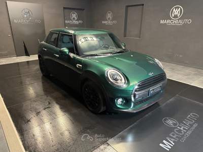 MINI Cooper 1.5 Business XL 5 porte Verde usata Bastia Umbra