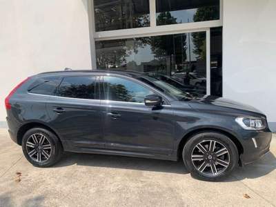 Volvo XC60 2.0 d3 Business Plus 150cv geartronic N1 AUTOCAR Grigio usata Cavarzere