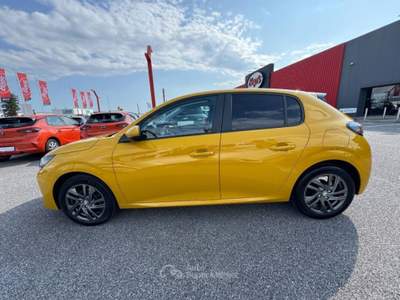 Peugeot 208 1.2 puretech Active s&s 75cv Giallo usata Tavagnacco